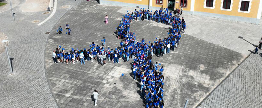 laco azul humano