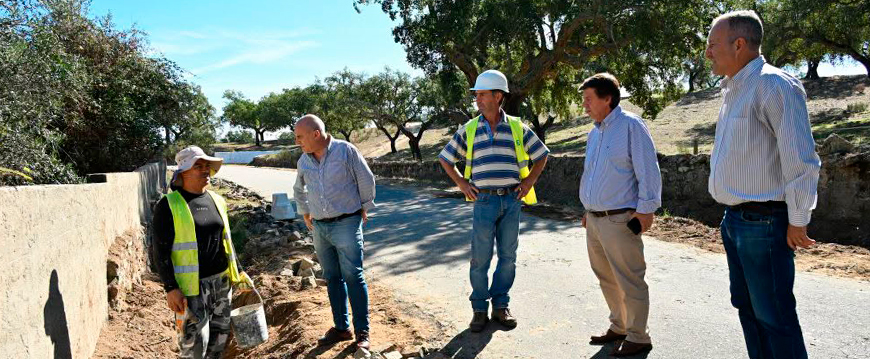 Arrancaram as obras na Estrada do Tarabau estrada tarabau